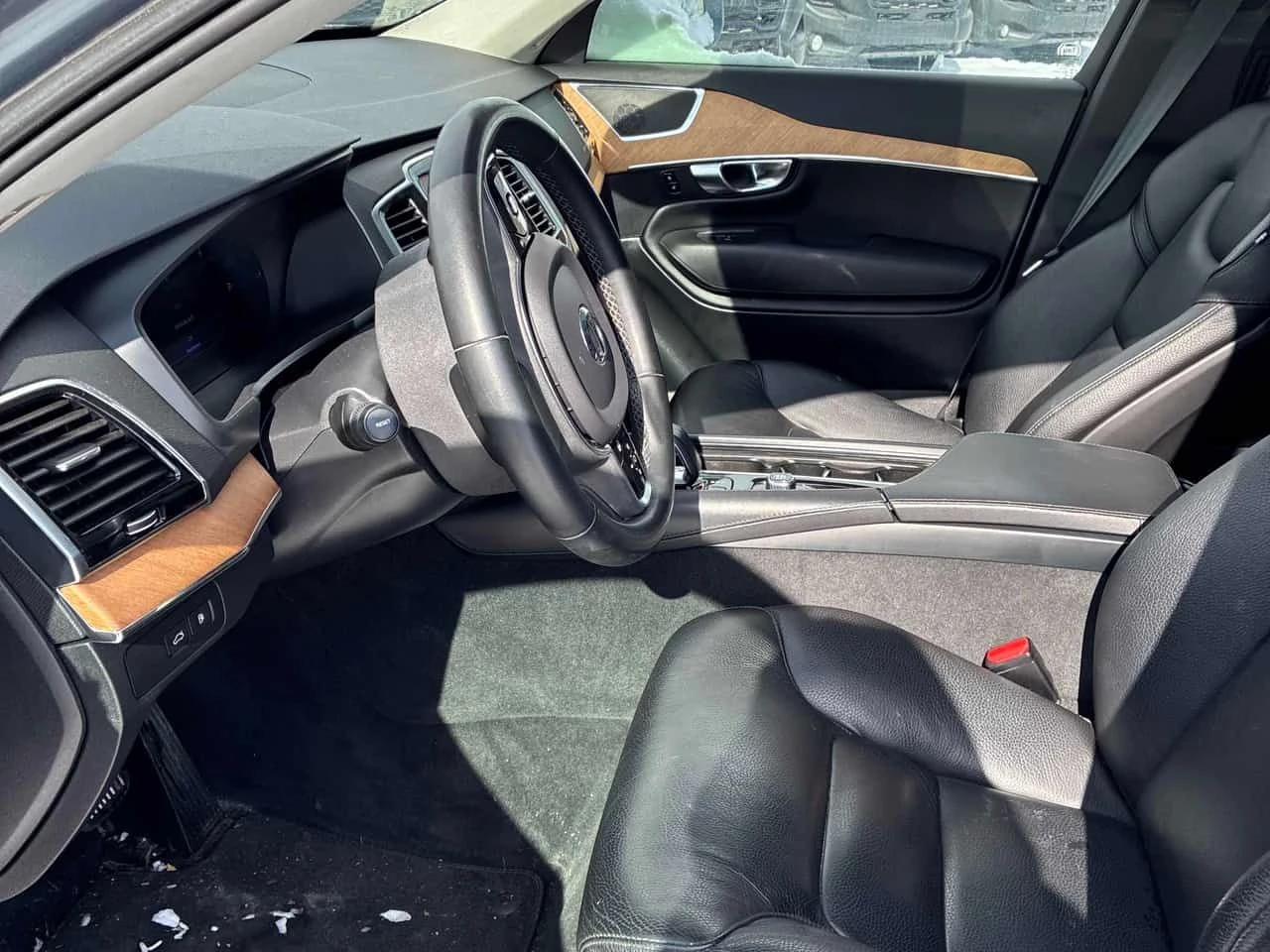 Volvo Xc90 * Plus Bright Theme * CARFAX * ������ * �������� | Mobile.bg � ����������� 5