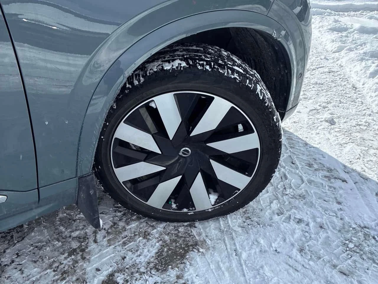 Volvo Xc90 * Plus Bright Theme * CARFAX * ������ * �������� | Mobile.bg � ����������� 7