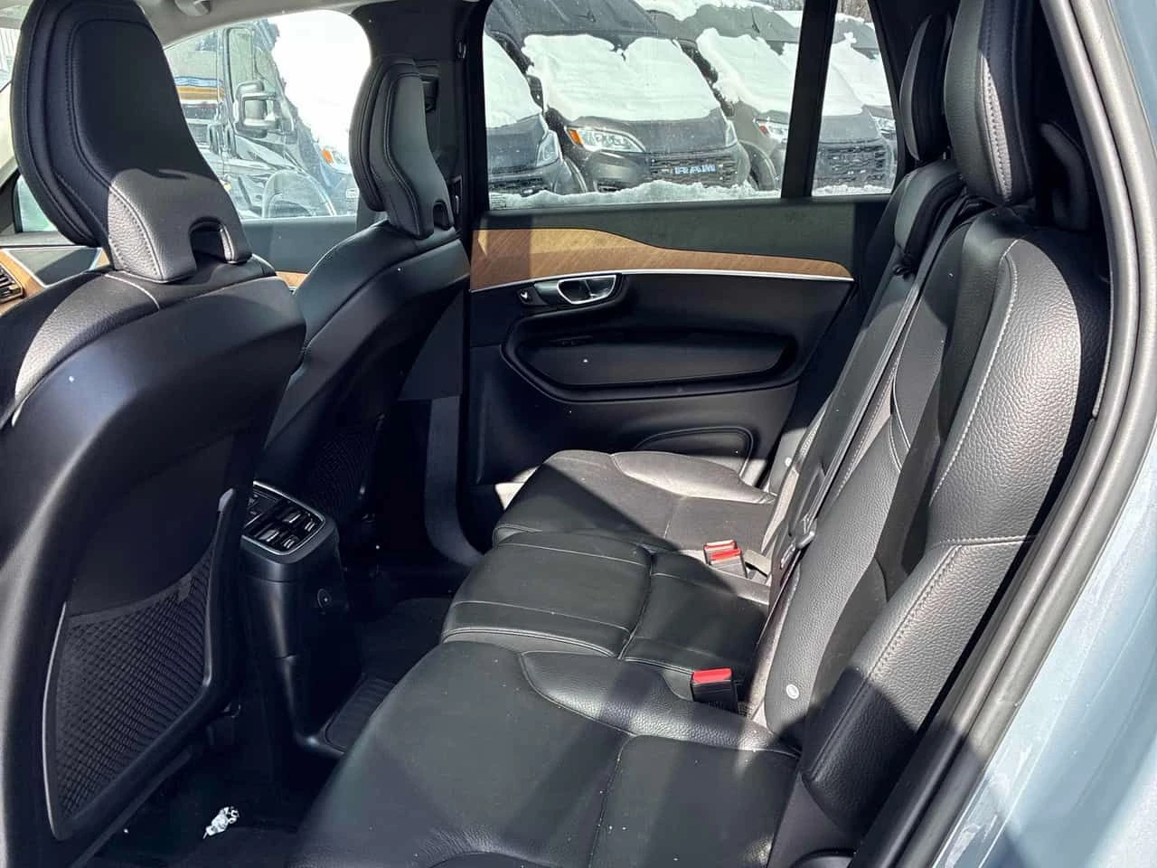 Volvo Xc90 * Plus Bright Theme * CARFAX * ������ * �������� | Mobile.bg � ����������� 16