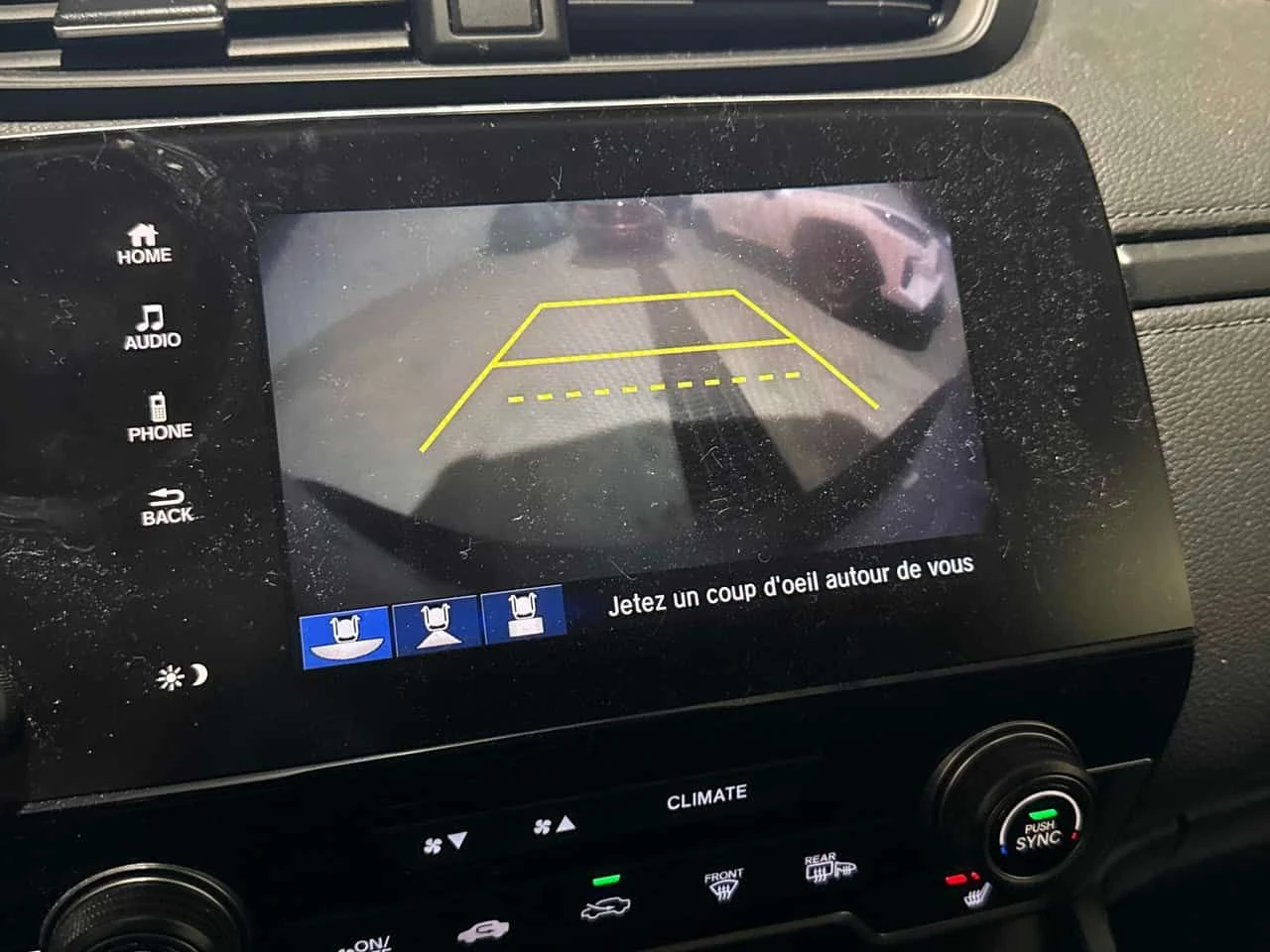 Honda Cr-v * LX * 2 КЛЮЧА * ПОДГРЕВ * КАМЕРА * NAVI, снимка 12 - Автомобили и джипове - 54216933