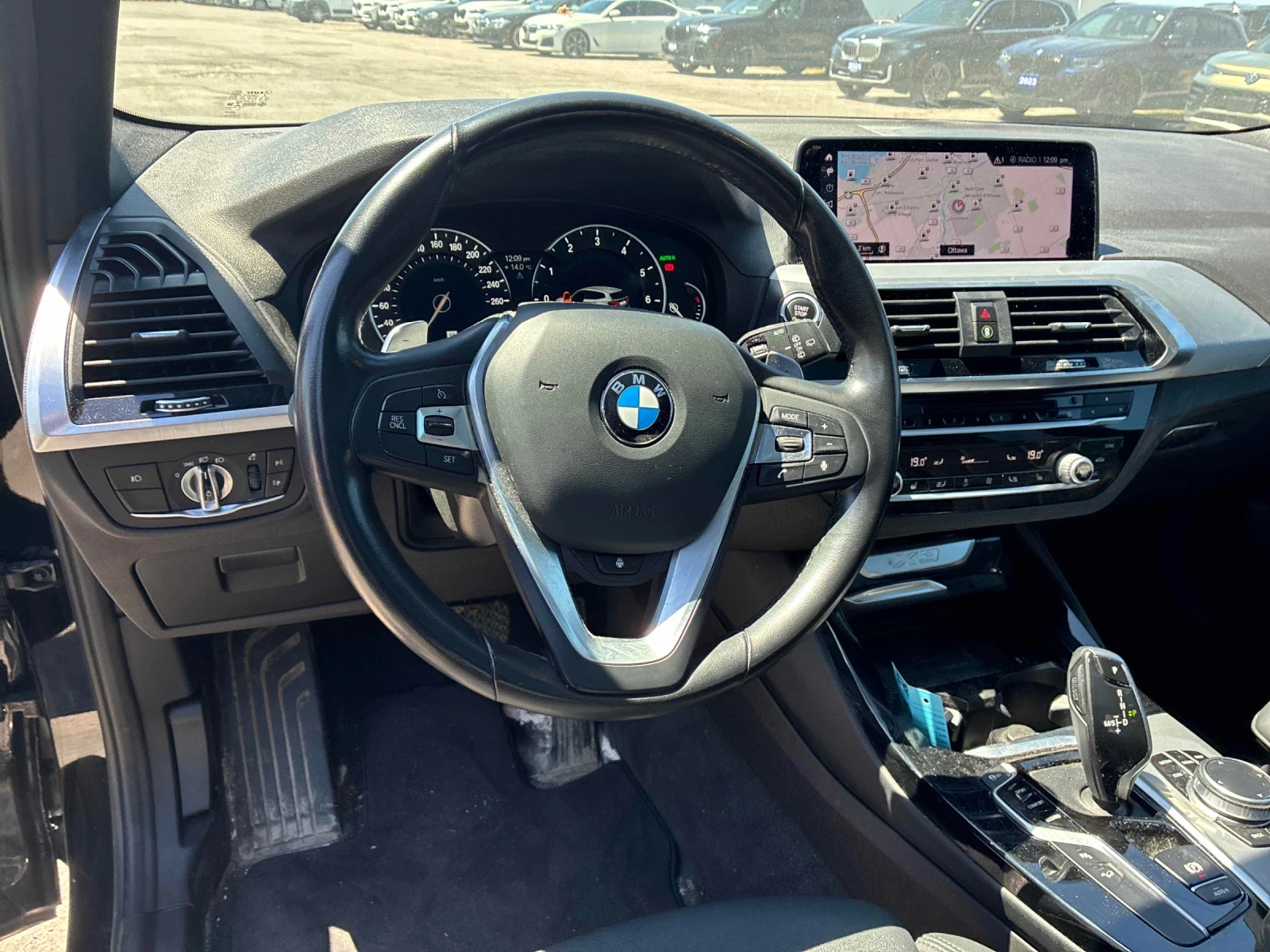 BMW X3  xDrive30i * ПОДГРЕВ * ПАНОРАМА * CARFAX, снимка 8 - Автомобили и джипове - 54655229