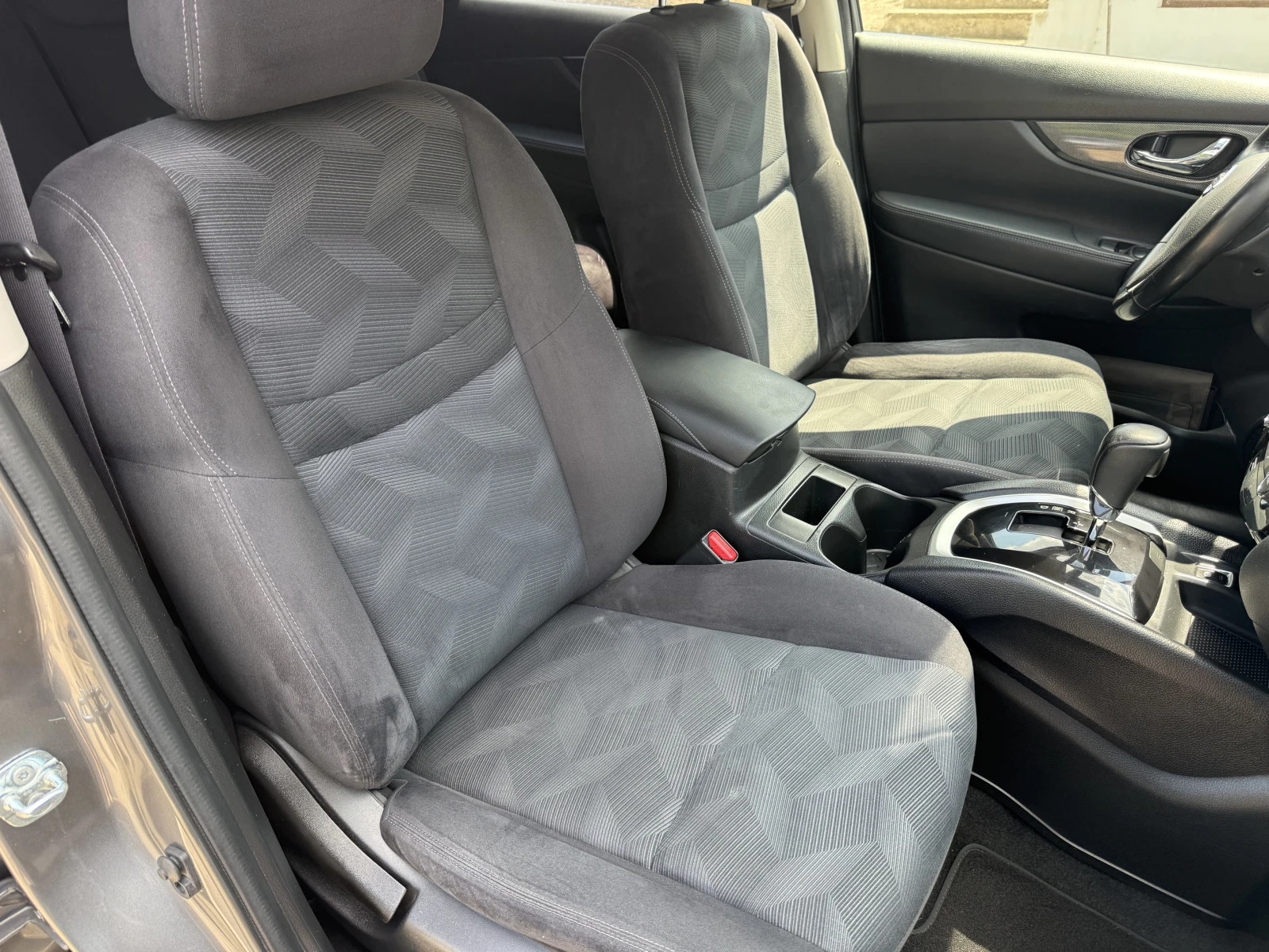 Nissan X-trail 1.6DCI, снимка 11 - Автомобили и джипове - 55058117
