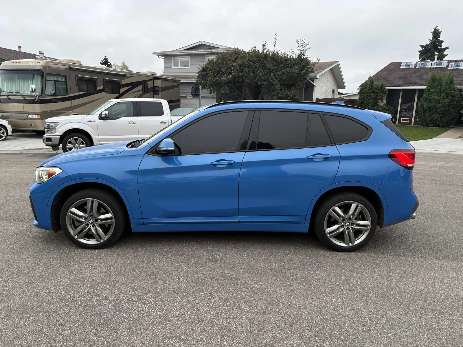 BMW X1 АВТОКРЕДИТ, снимка 3 - Автомобили и джипове - 56047267