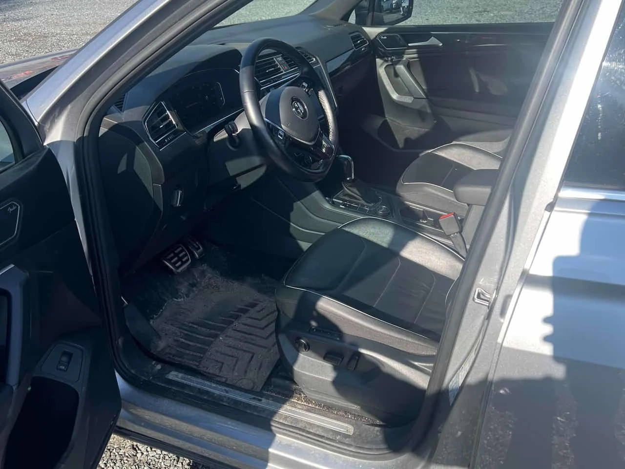 VW Tiguan * Highline * CARFAX * ����� �� ����������� | Mobile.bg � ����������� 5
