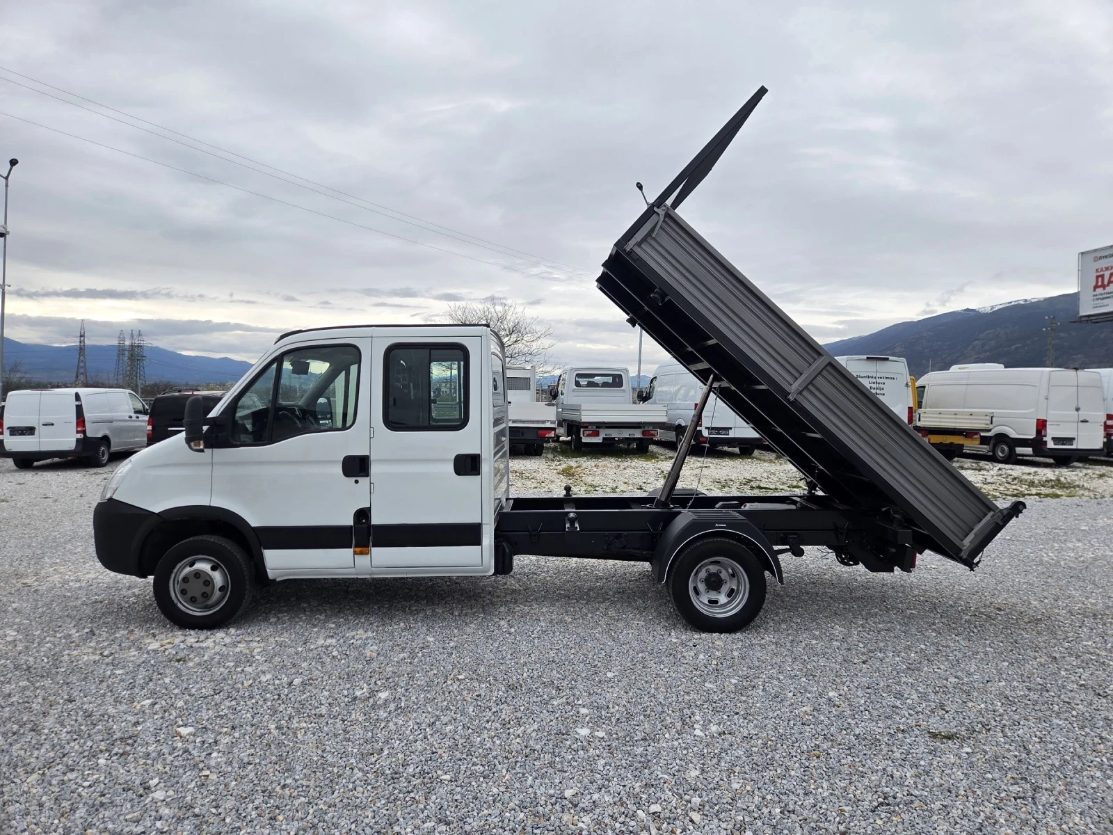 Iveco Daily 35c18, Трситранен самосвал, 3.40 метра, До 3.5тона, снимка 2 - Бусове и автобуси - 54033430