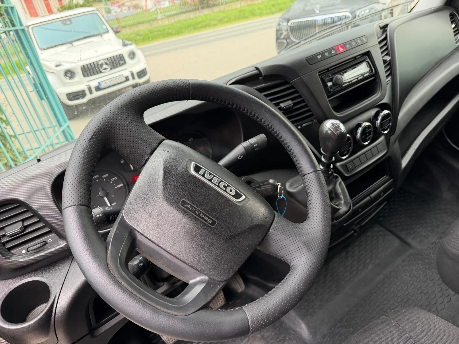 Iveco Daily 3.0HPI* 35C17* Климатик* Тристранен самосвал* 3.70, снимка 5 - Бусове и автобуси - 54924878