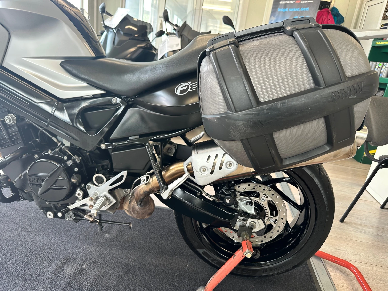 BMW F 800R ABS 03.2012г., снимка 11 - Мотоциклети и мототехника - 54607680