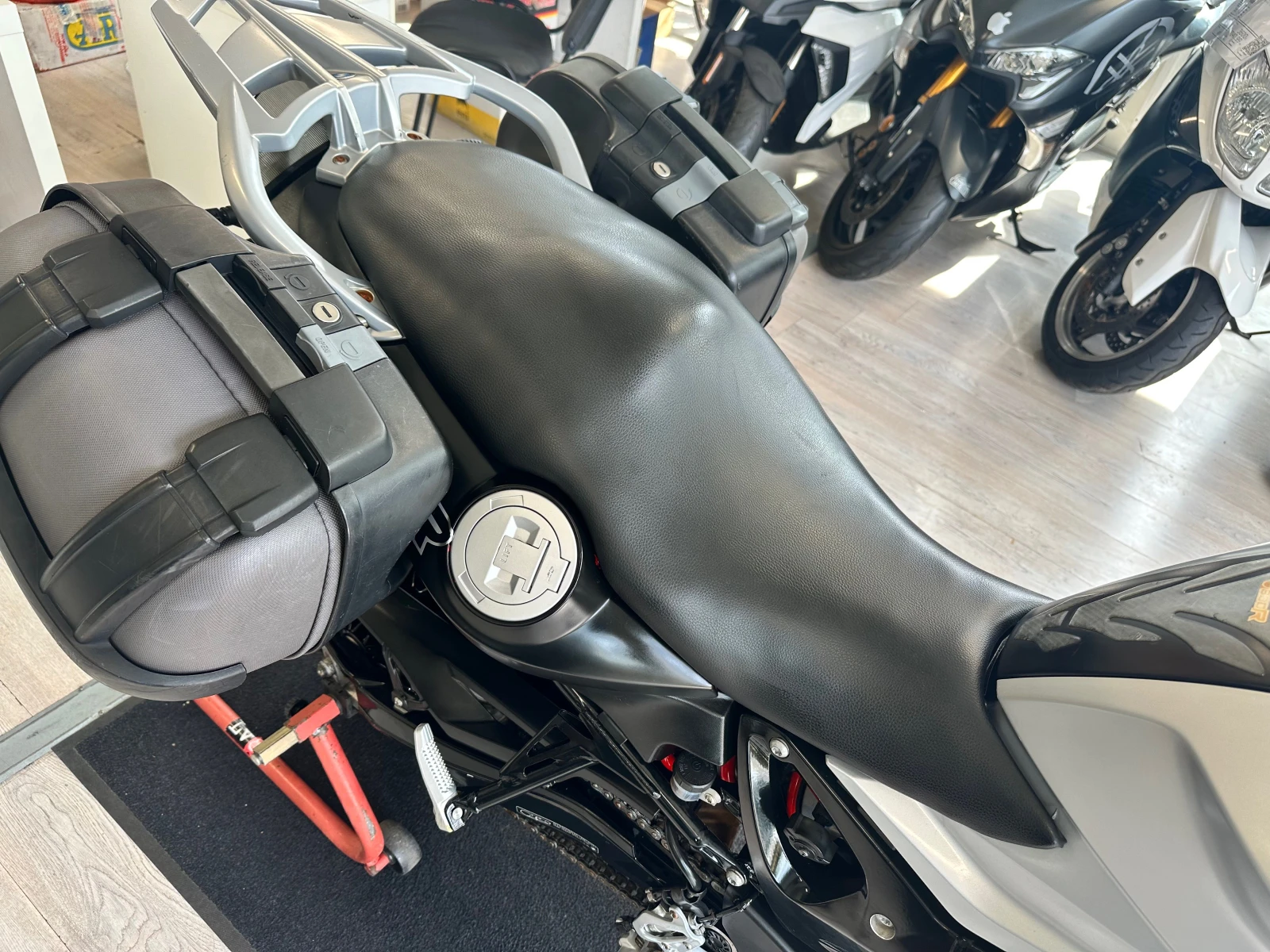 BMW F 800R ABS 03.2012г., снимка 4 - Мотоциклети и мототехника - 54607680