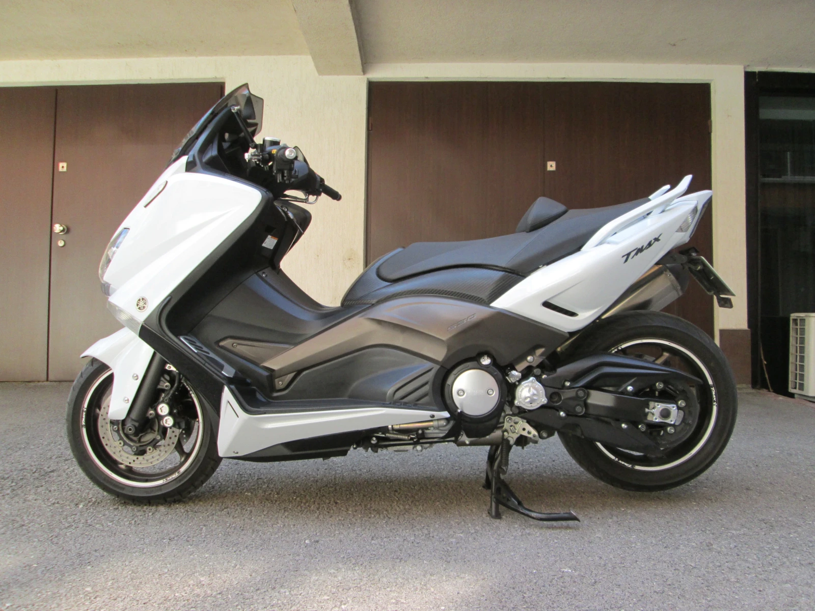 Yamaha T-max