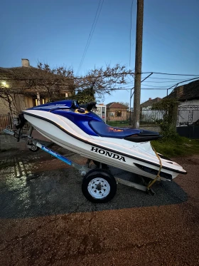 Джет Honda Akwatrax , снимка 1