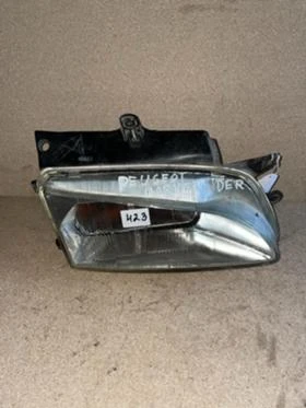 Фар десен Peugeot Partner  Citroen Berlingo 1997-02 , снимка 1