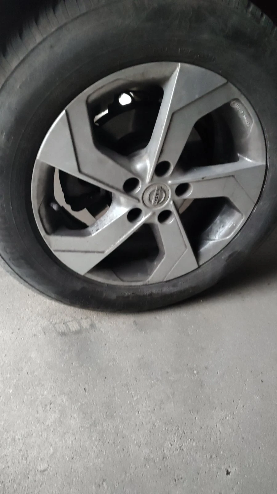 Гуми с джанти Bridgestone 215/65R17
