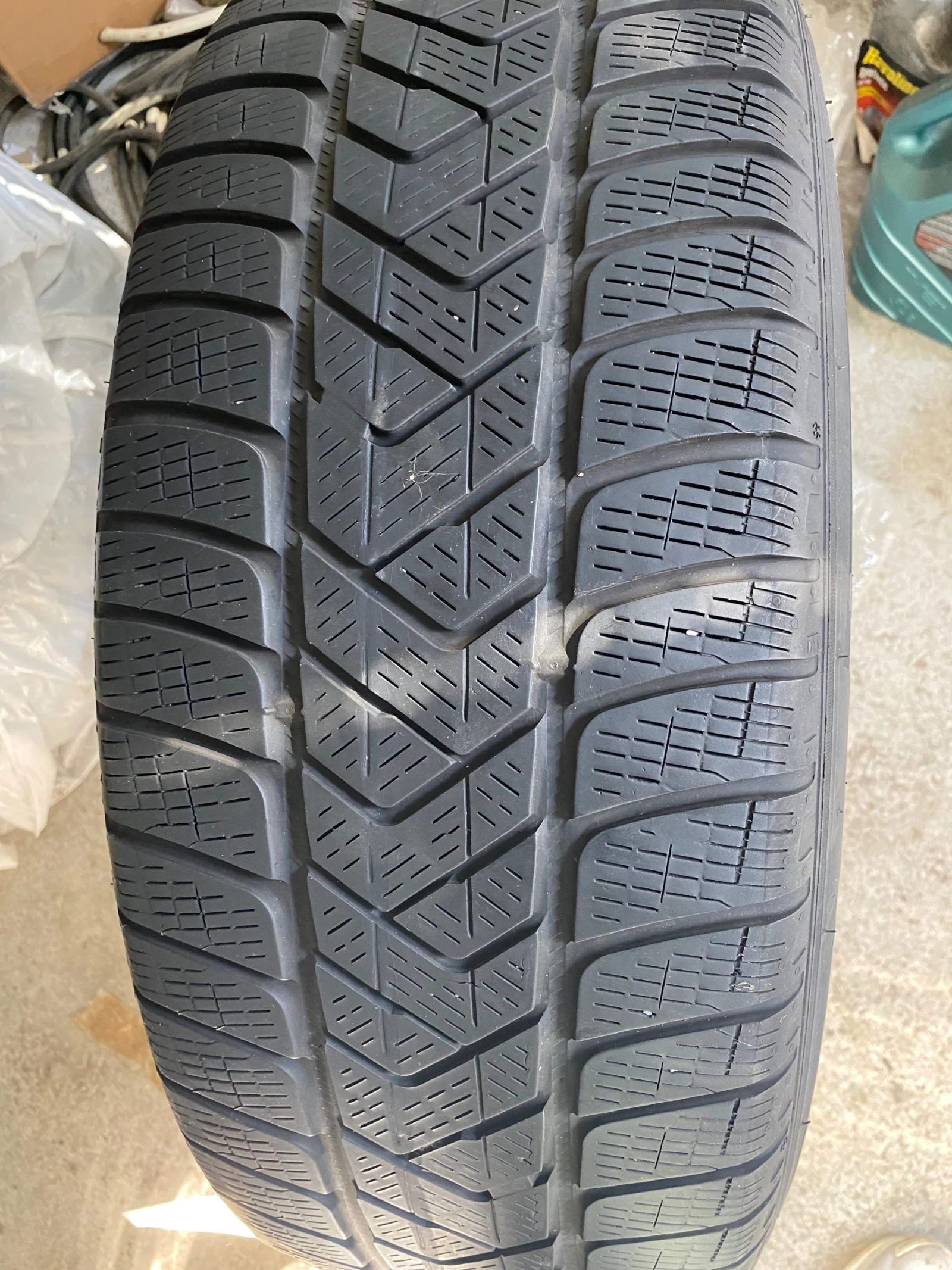 Гуми с джанти Pirelli 235/60R18, снимка 6 - Гуми и джанти - 55899376