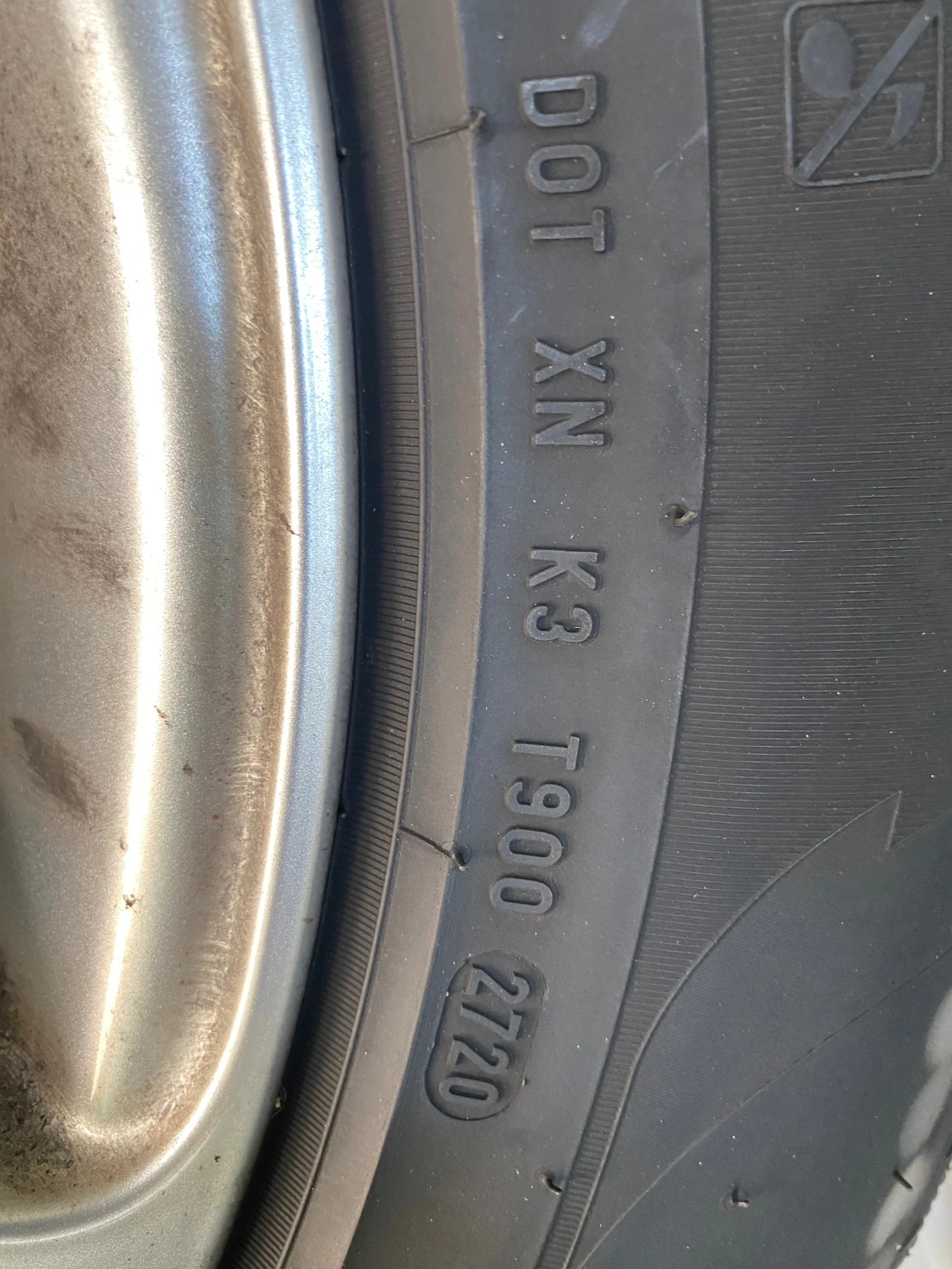 Гуми с джанти Pirelli 235/60R18, снимка 5 - Гуми и джанти - 55899376