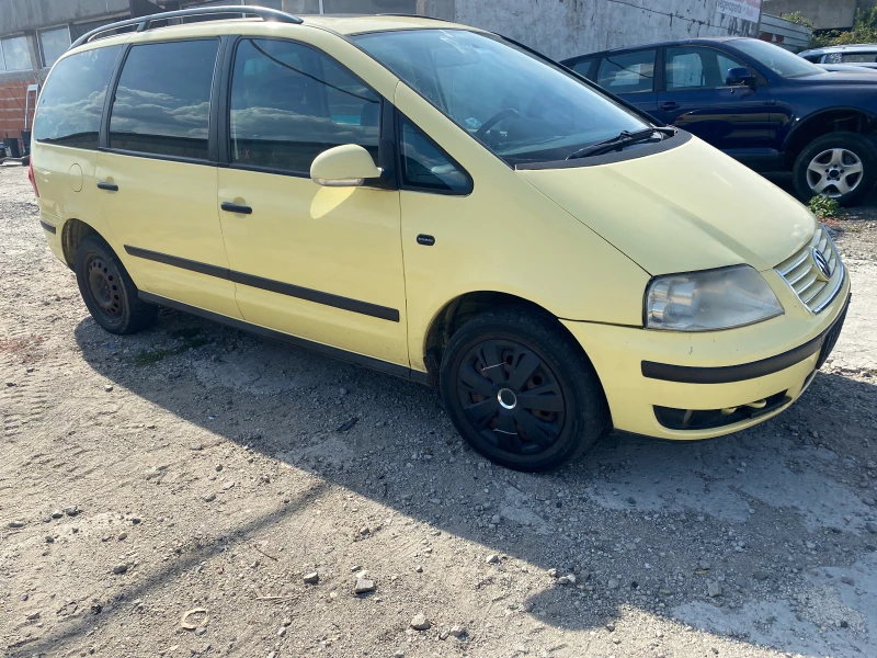 VW Sharan 1.9тди, снимка 3 - Автомобили и джипове - 38162247