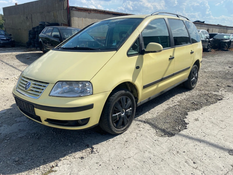 VW Sharan 1.9тди, снимка 2 - Автомобили и джипове - 38162247