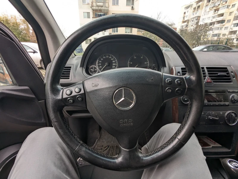 Mercedes-Benz A 180, снимка 15 - Автомобили и джипове - 48474029