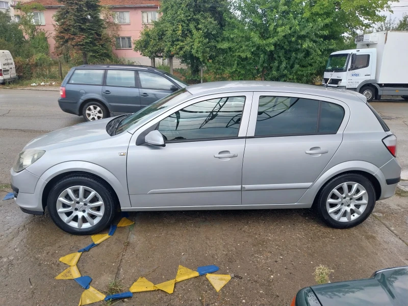 Opel Astra, снимка 3 - Автомобили и джипове - 48484932