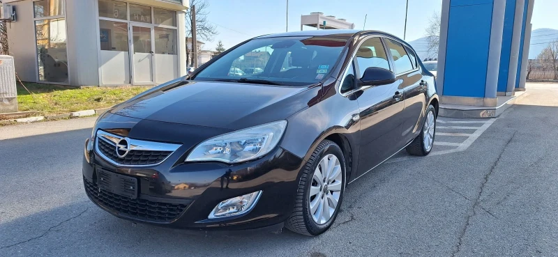 Opel Astra 1.7 CDTI Cosmo Evro 5, снимка 3 - Автомобили и джипове - 49212638