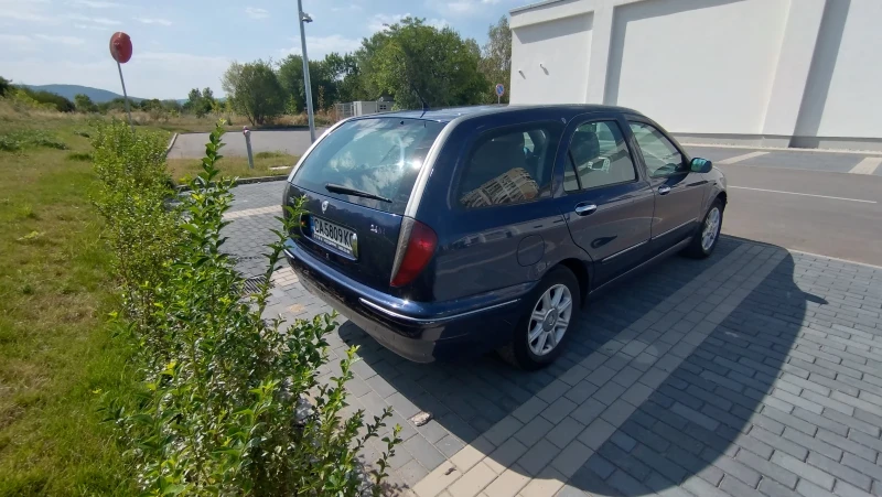 Lancia Lybra SW LX Много добре поддържана!, снимка 5 - Автомобили и джипове - 51369900