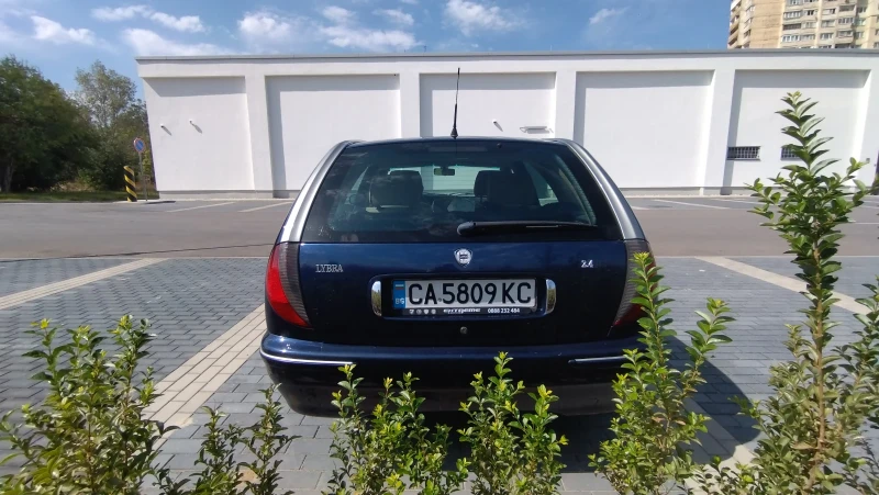 Lancia Lybra SW LX Много добре поддържана!, снимка 3 - Автомобили и джипове - 51369900