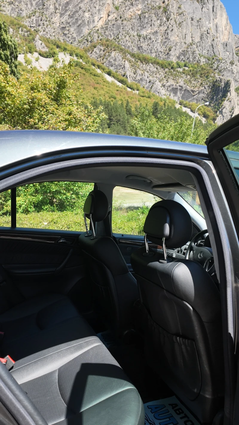 Mercedes-Benz C 320 ELEGANCE, снимка 10 - Автомобили и джипове - 51498398