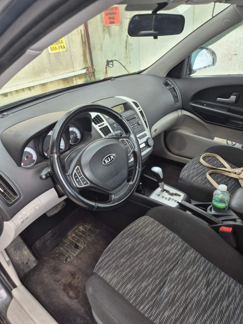 Kia Ceed, снимка 9 - Автомобили и джипове - 52536659