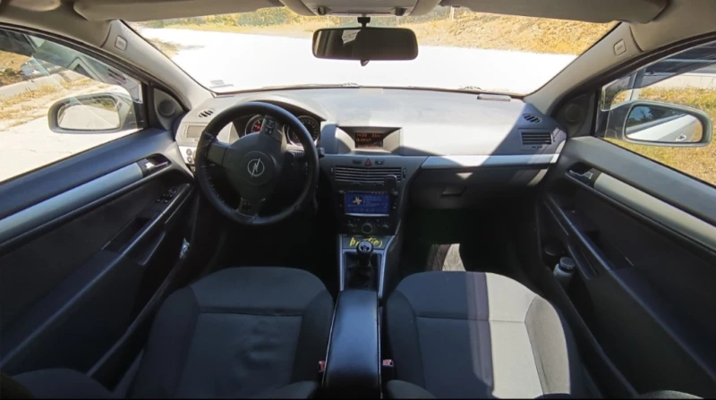Opel Astra H GTC 1.4, снимка 6 - Автомобили и джипове - 53187956