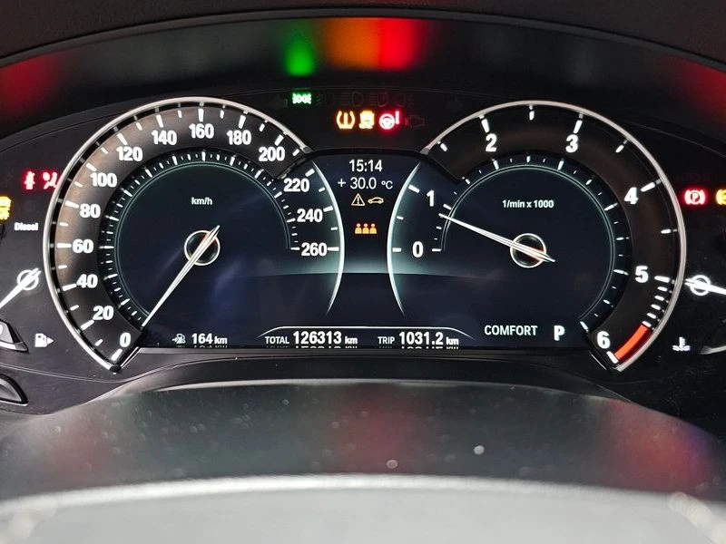 BMW 520 520d M Sport Special Edition| 190к.с.| ВКЛ.ТЕХНОТЕ, снимка 8 - Автомобили и джипове - 55221479