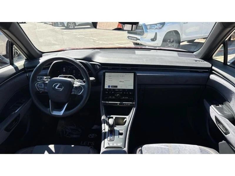 Lexus LBX 1.5HSD COOL FWD, снимка 8 - Автомобили и джипове - 55748570