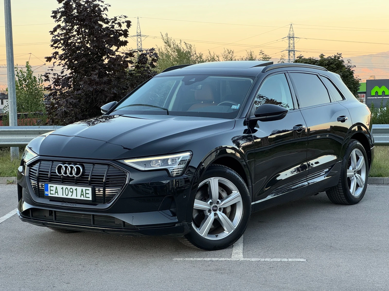Audi E-Tron 50 quattro, снимка 1