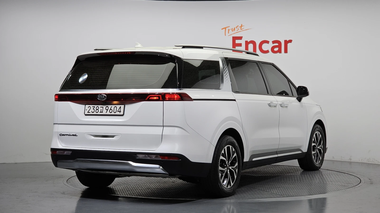 Kia Carnival 4Th Generation - изображение 3