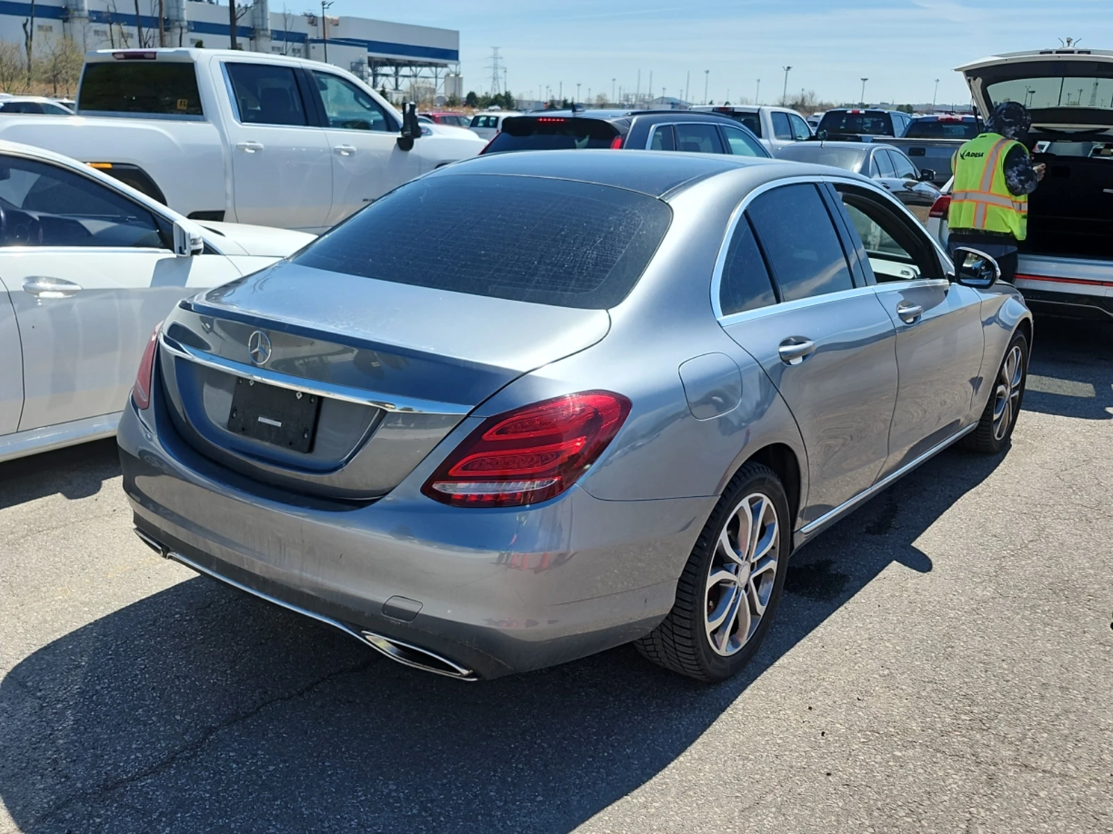 Mercedes-Benz C 300 * 4MATIC * CARFAX * ОПЦИЯ ЗА ФИНАНСИРАНЕ  - изображение 3