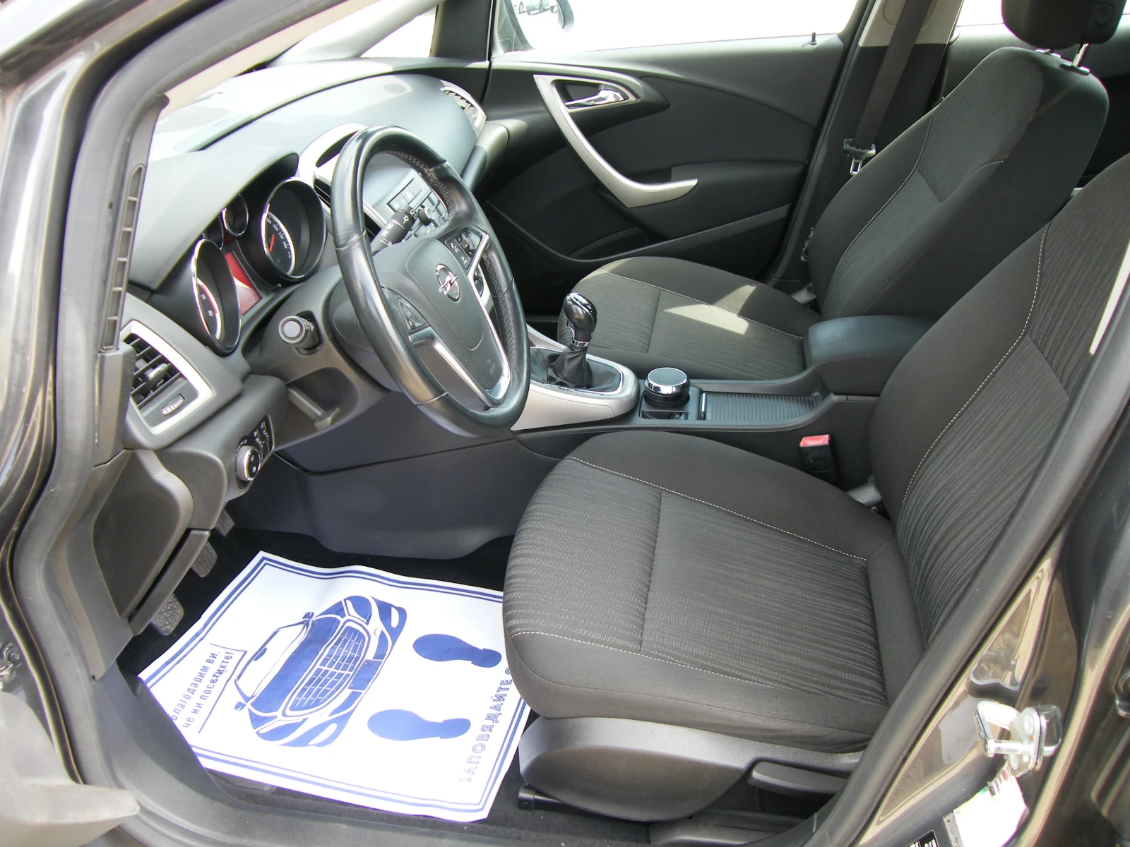 Opel Astra 1.6i - изображение 8