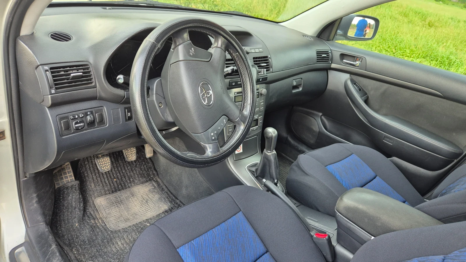 Toyota Avensis  - изображение 6