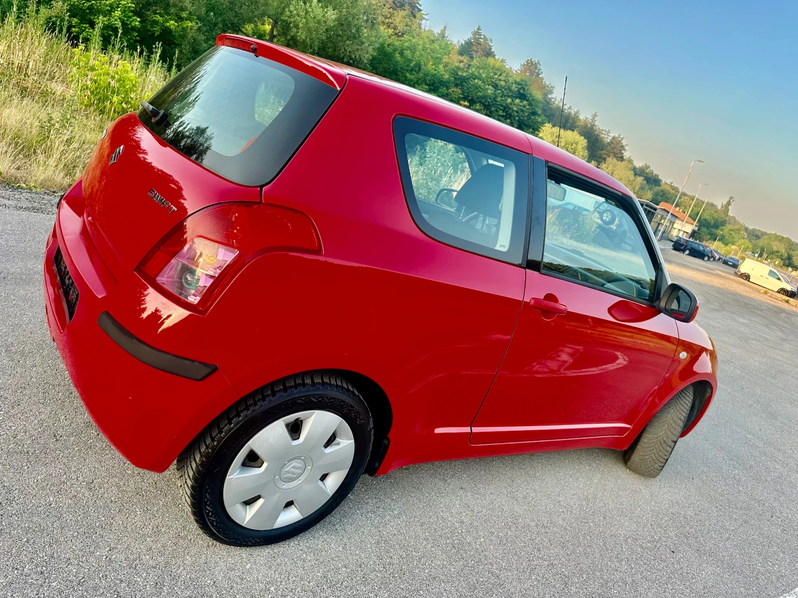 Suzuki Swift 1.3* KLIMA* REALNI KM*  - изображение 6