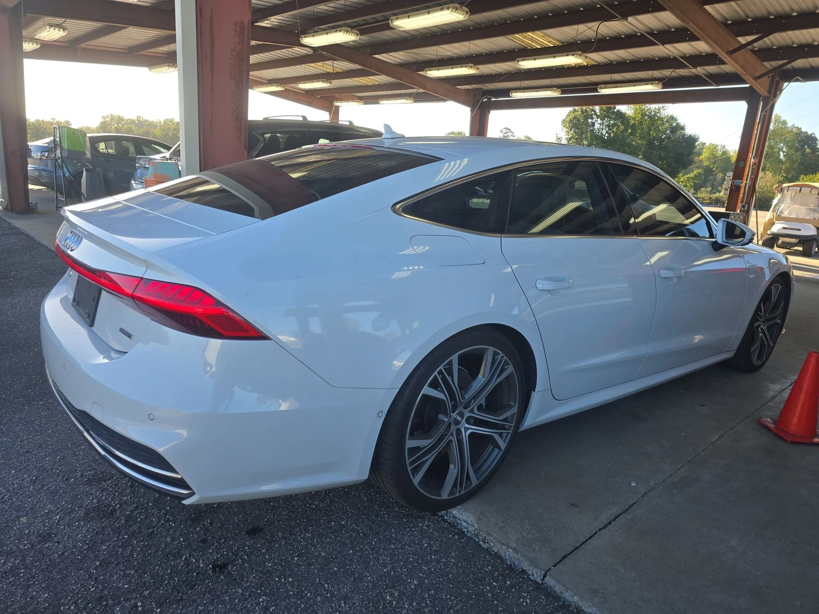 Audi A7 Prestige* S-line* B&O* Подгрев* Обдух - изображение 5