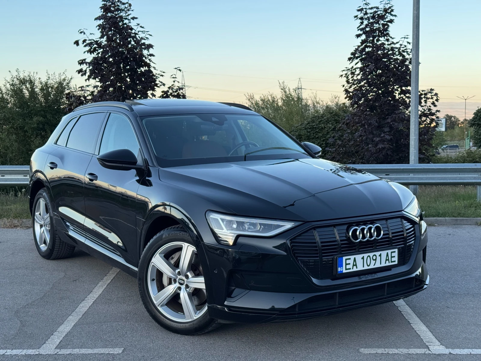 Audi E-Tron 50 quattro - изображение 3