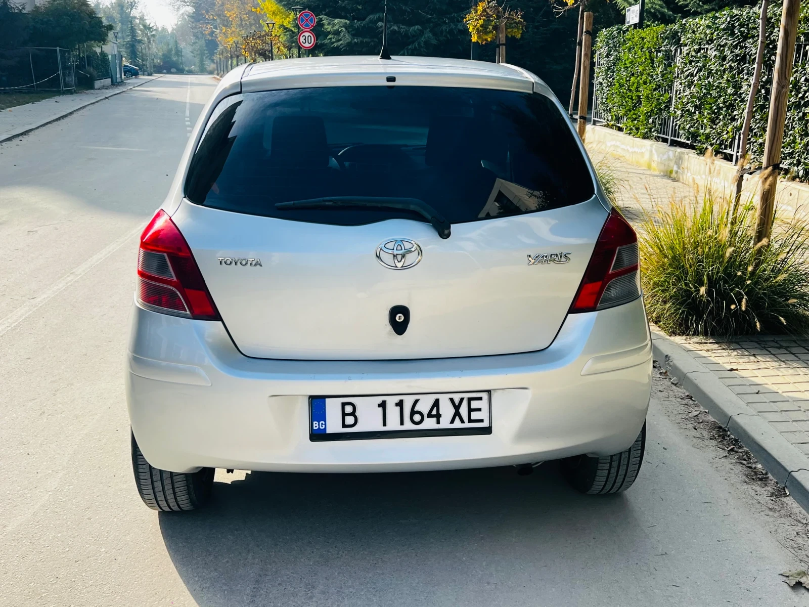 Toyota Yaris 1.4 D4D Фейслифт - изображение 4