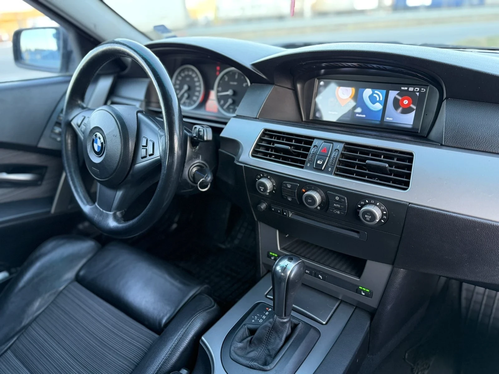 BMW 525  - изображение 8