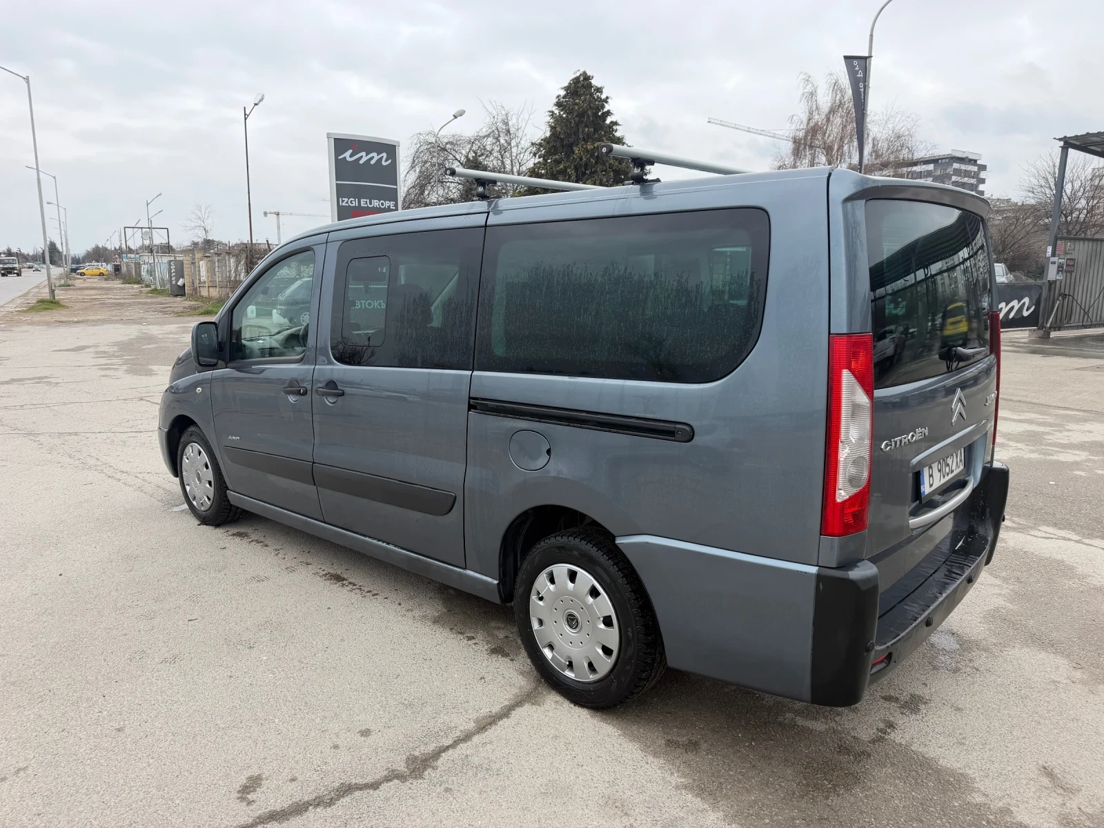 Citroen Jumpy 1.6HDI-MAX-90ks-6ck-7+ 1-Всичко платено!, снимка 5 - Автомобили и джипове - 53931675