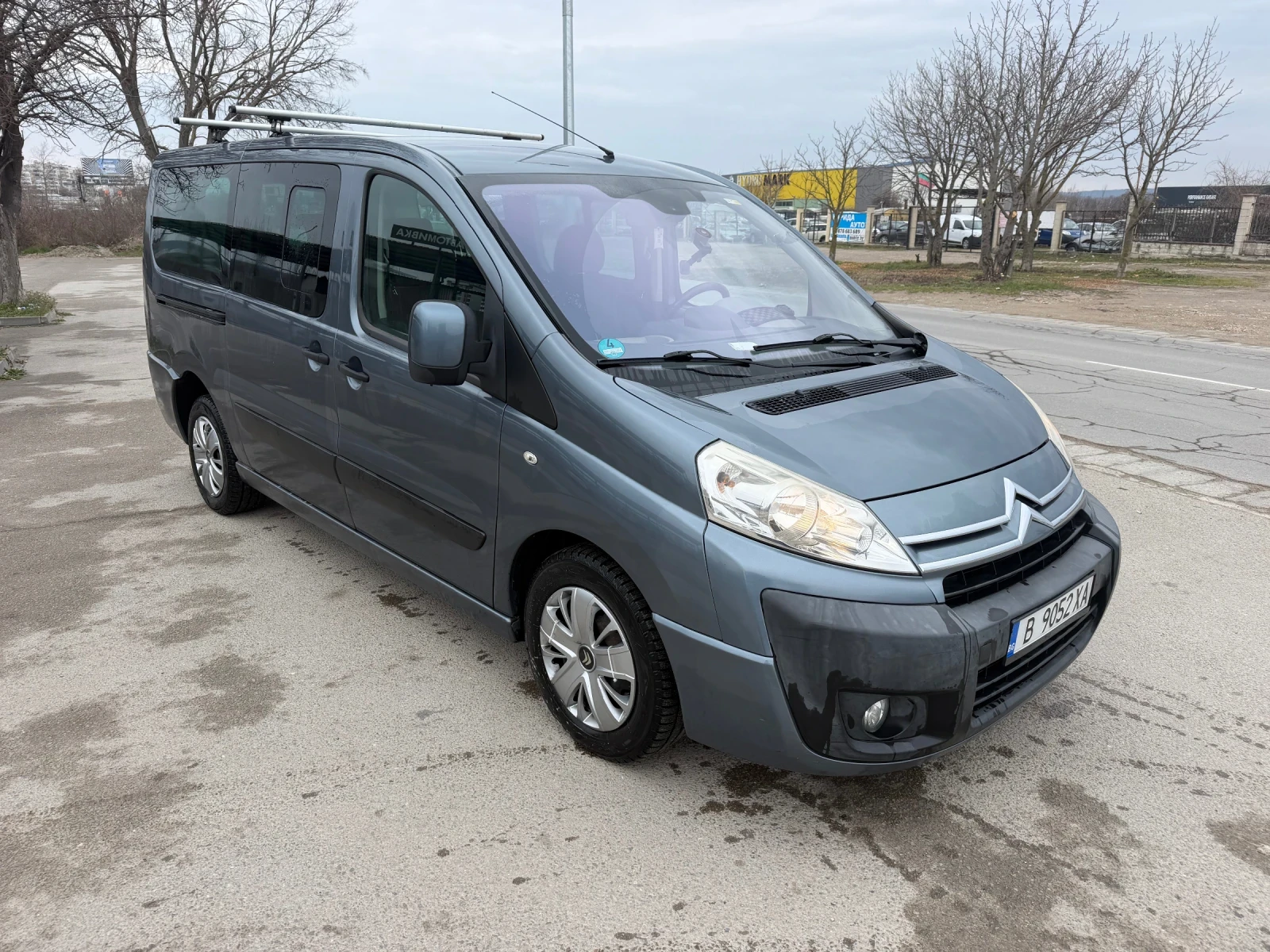 Citroen Jumpy 1.6HDI-MAX-90ks-6ck-7+ 1-Всичко платено!, снимка 8 - Автомобили и джипове - 53931675