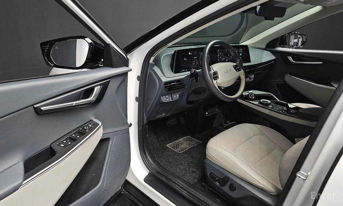 Kia EV6 Standard air, снимка 7 - Автомобили и джипове - 54247111
