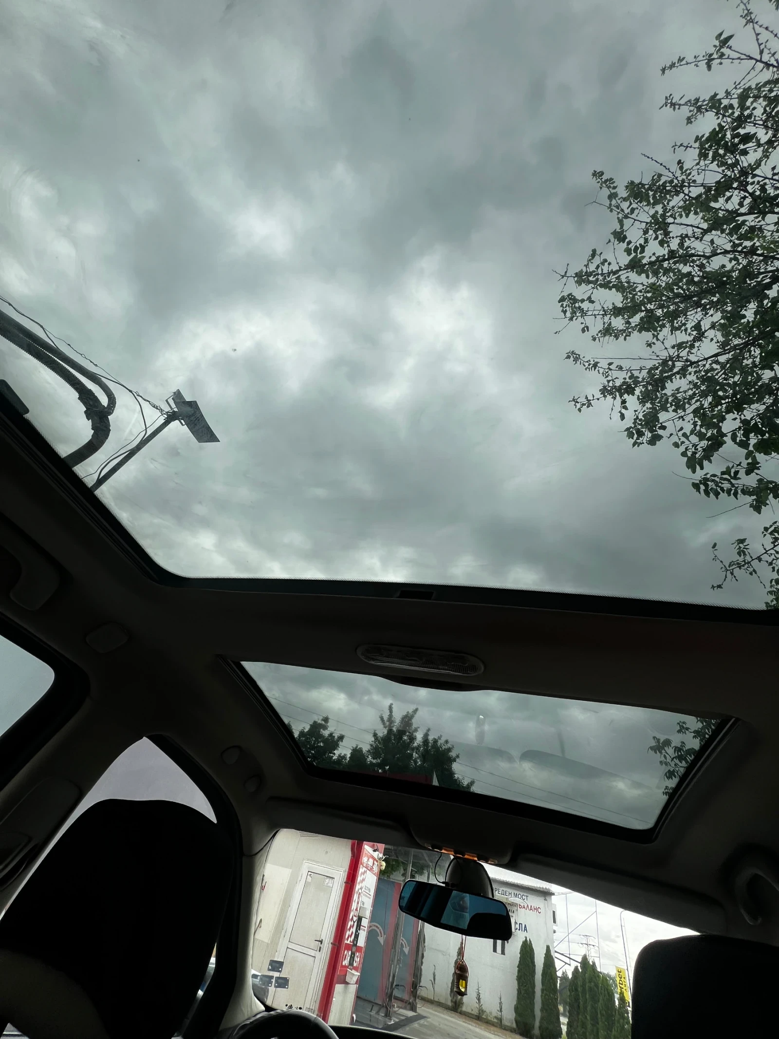 Renault Megane Scenic, снимка 12 - Автомобили и джипове - 54685421