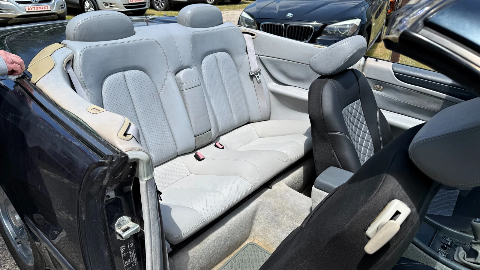Mercedes-Benz CLK 2.0i , снимка 14 - Автомобили и джипове - 54741302