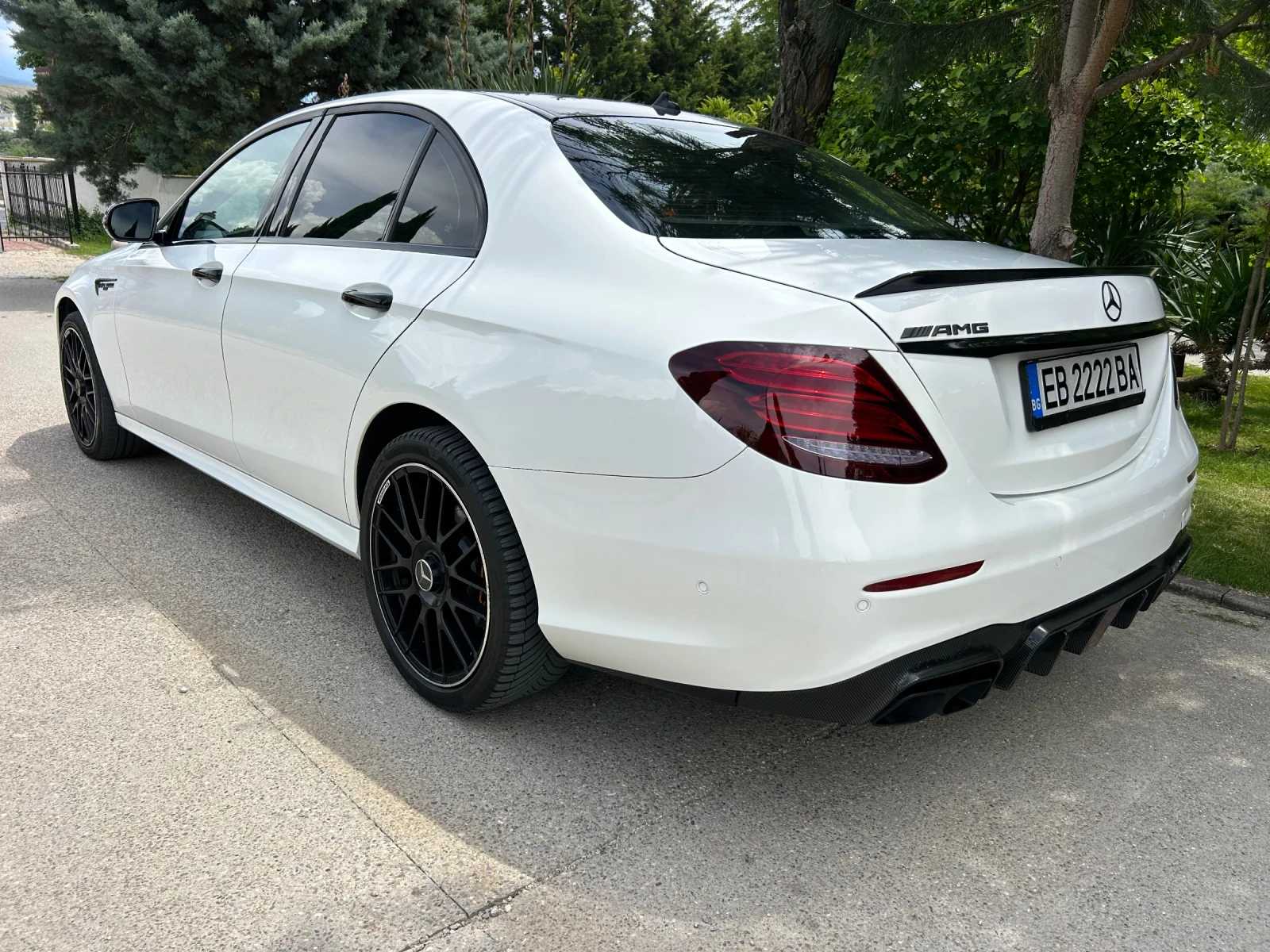 Mercedes-Benz E 220 AMG ТОП, снимка 7 - Автомобили и джипове - 54885849