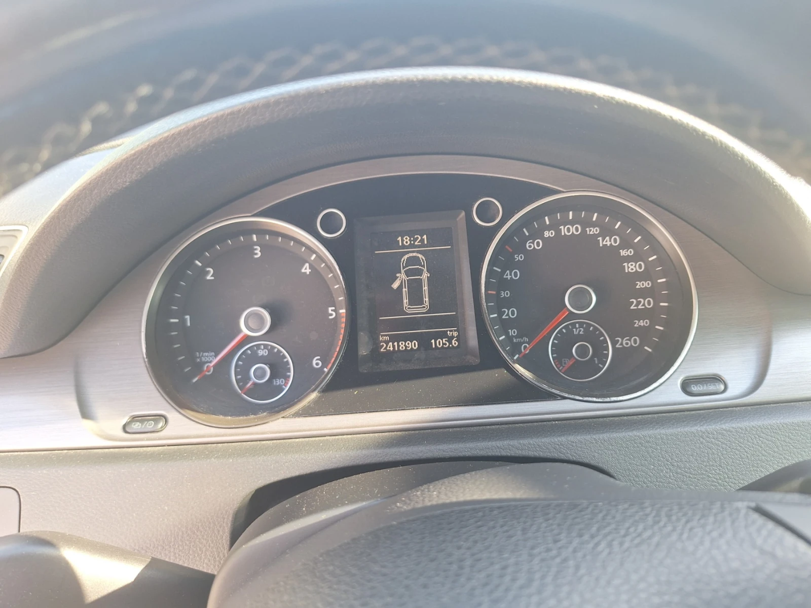 VW Passat, снимка 6 - Автомобили и джипове - 55015359