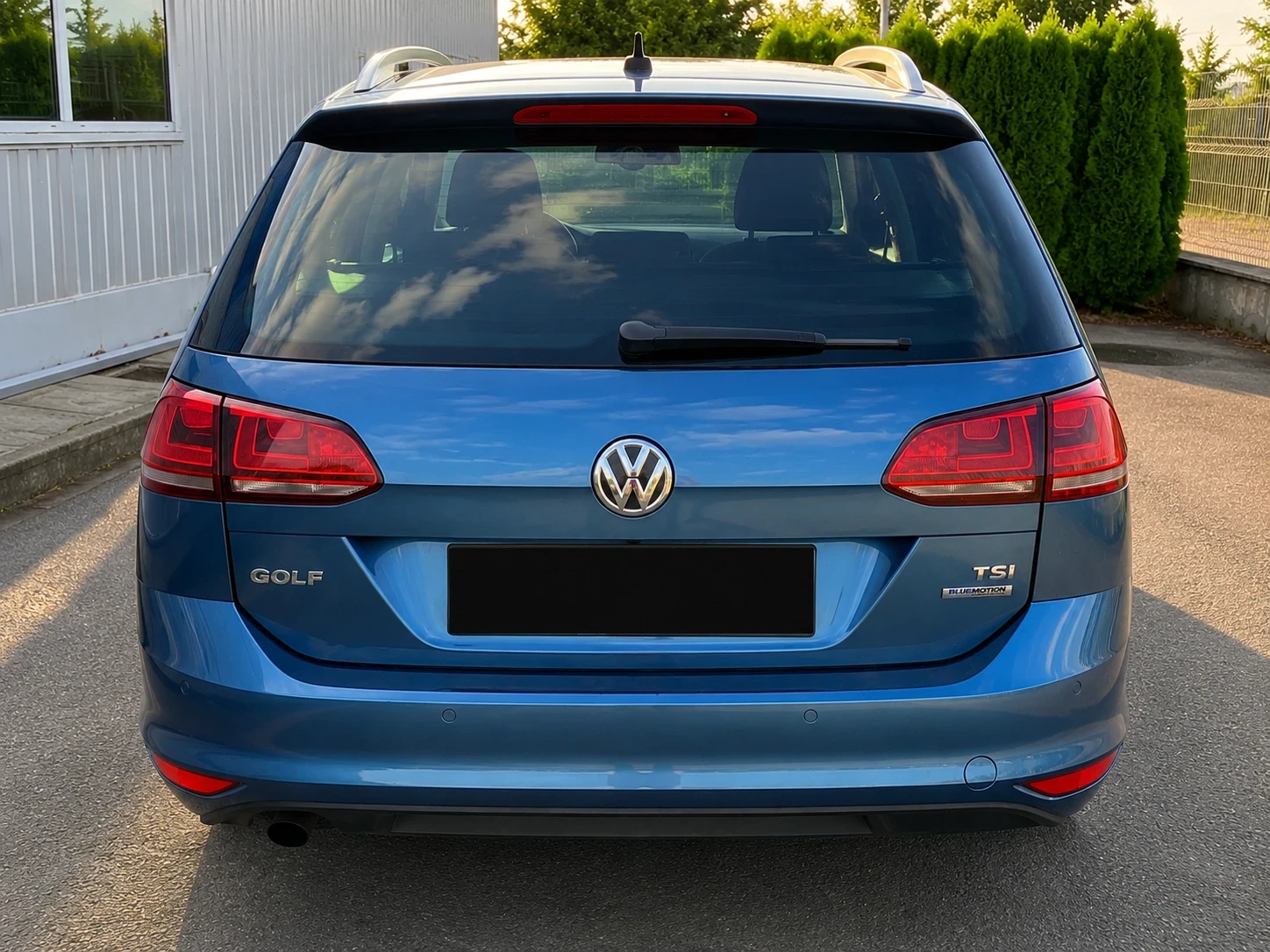 VW Golf 1.2TSI Автомат/Парктроник/Мултивола/Навигация, снимка 3 - Автомобили и джипове - 55545124