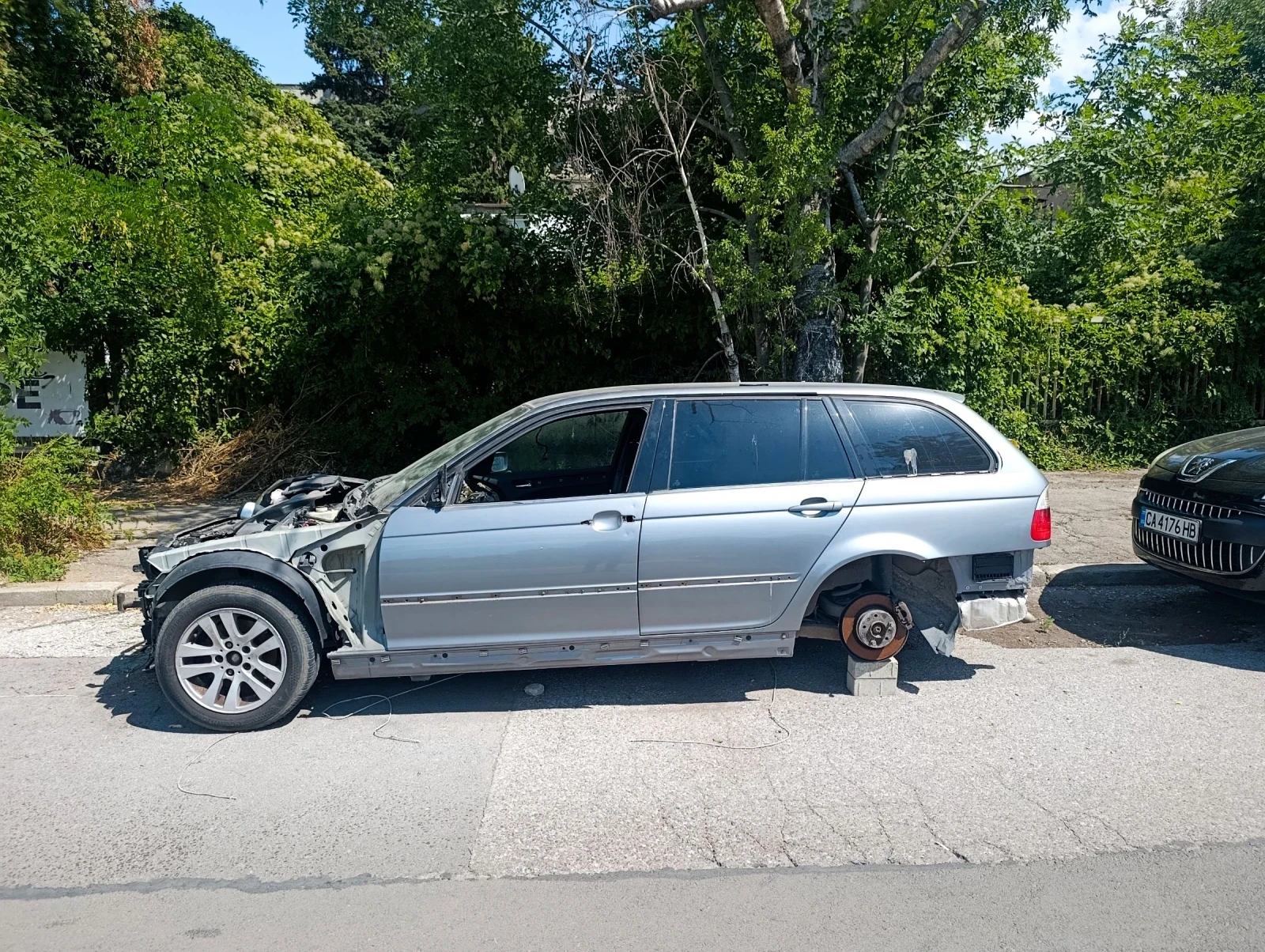 BMW 320, снимка 5 - Автомобили и джипове - 55580026