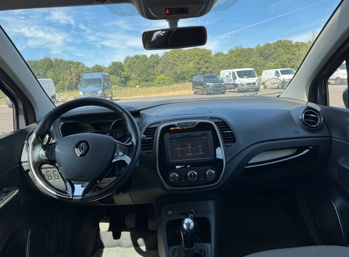 Renault Captur 1, 5 DCi* Energy Zen* НАВИГ* EURO 5B, снимка 11 - Автомобили и джипове - 56129234